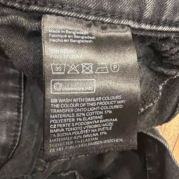 h&m & DENIM Black Skinny Ankle Regular Waist Jeans Size 26 Junior’s - Picture 4 of 5